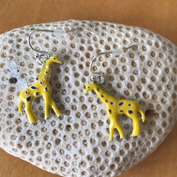 Giraffe Earrings New Yellow Brown Spots Safari - Picture 5 of 7